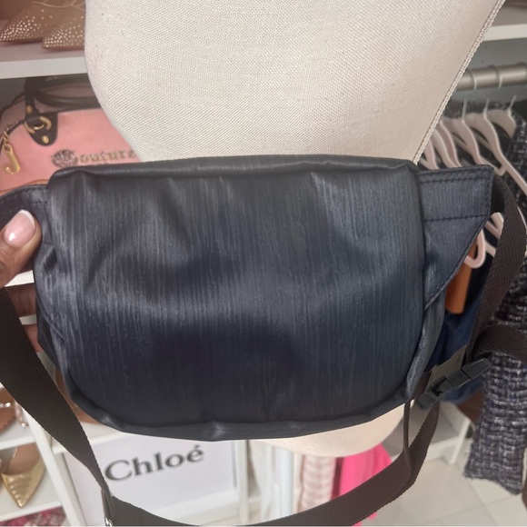 NEW without tags Kipling Nicole Sparkle Nylon Fannypack 🖤 - Picture 3 of 4